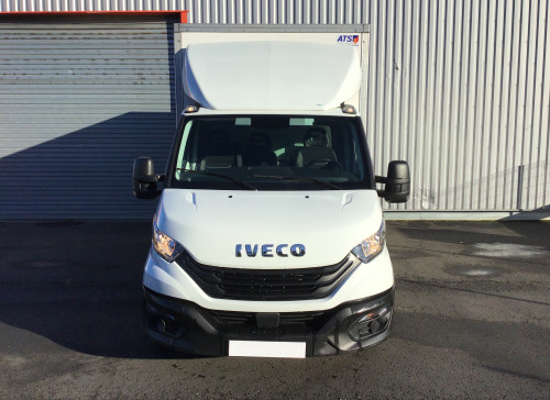 IVECO DAILY CHASSIS CABINE CAB 35 C 16 EMP 4100 QUAD-LEAF BVM6 3.0L