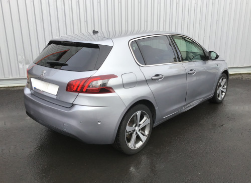 Peugeot 308 PureTech 130ch S&S EAT8 Tech Edition