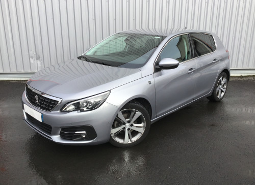 Peugeot 308 PureTech 130ch S&S EAT8 Tech Edition