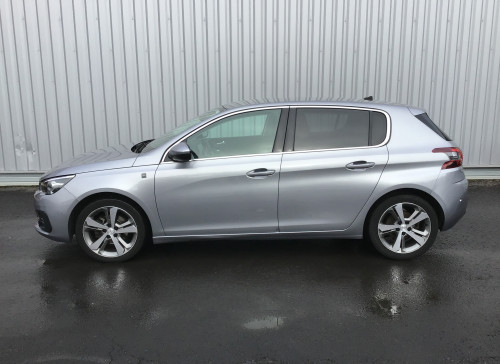 Peugeot 308 PureTech 130ch S&S EAT8 Tech Edition