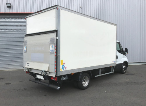 IVECO DAILY CHASSIS CABINE CAB 35 C 16 EMP 4100 QUAD-LEAF BVM6 3.0