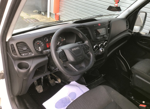 IVECO DAILY CHASSIS DBLE CABINE CAB 35 C 14 EMP 4100 QUAD-LEAF BVM6